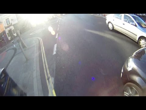 OY62DHP - Close Pass