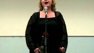 Carmen's Habanera sung by Eleanor Warrington