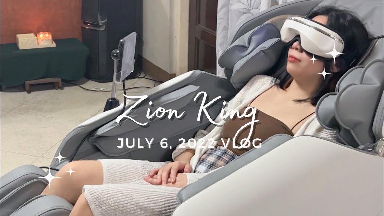 Watch video Relaxing w/ Zion King Massage Chair 💆🏻♀️ Now Relaxing w/ Zion King Massage Chair 💆🏻♀️