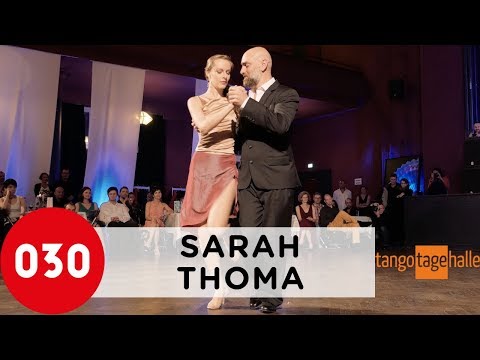 Sarah Mirren and Thoma – Una lágrima