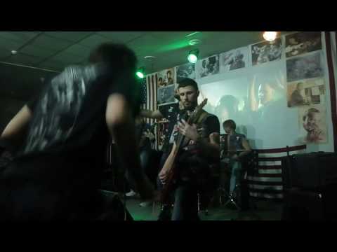 AnmaskeR in Chicago Blues