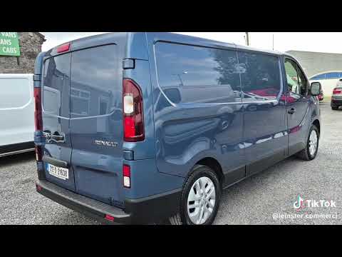 RENAULT TRAFIC SPORT ONLY 22000 MILES - Image 2