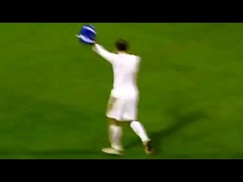 ŠIMUNIĆ-za dom spremni; Nazi Chanting Croatian Soccer Player?
