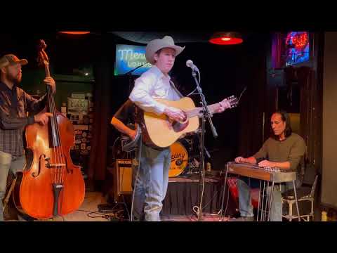 Jacob Tovar performs Dressed In White by Jared Tyler and Malcom Holcombe @ Mercury Lounge - Tulsa