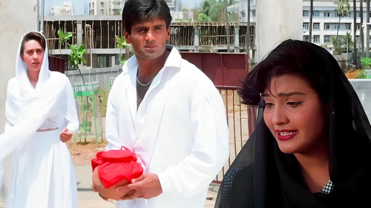 Tum Logon Ne Sirf Ek Ladki Ko Nahi Mara, Balki Insaniyat Ko Mara Hai - Suniel Shetty, Karishma K