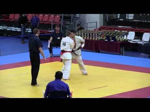 Заринян Ашот -- Хрущ Николай 23.12.12 www.kyokushin.su