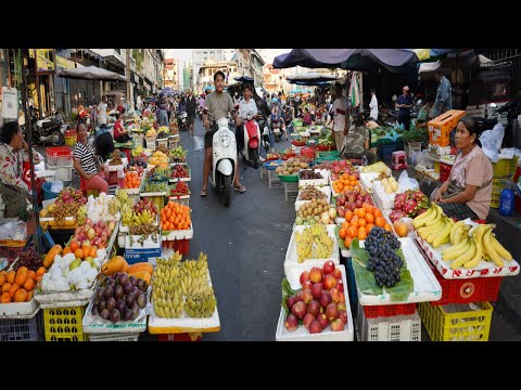 Toul Tumpoung Evening Street Market Scene – Plenty Fresh Fruit, Vegetable & More Street Food