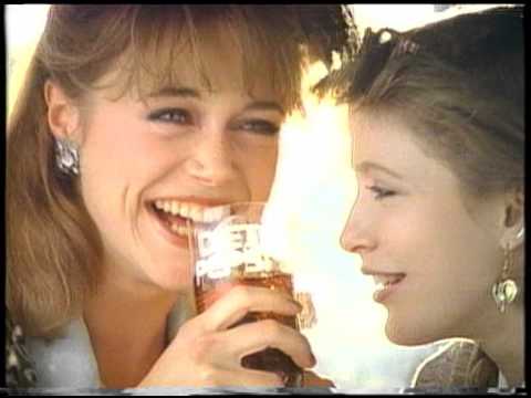 Diet Pepsi Restaurant:Café 60 sec PEDX 0026 1:31:86 BBDO Red Car