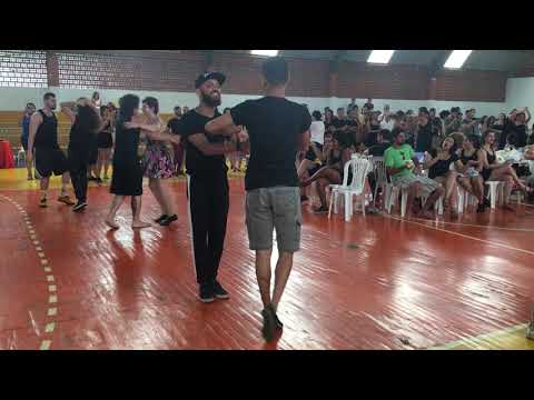 Atos Gabriel - Exame Pé Descalço - Azul Av/Preta (Conduzido)