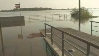 preview picture of video 'Elbe Hochwasser 2013 - Geesthacht'