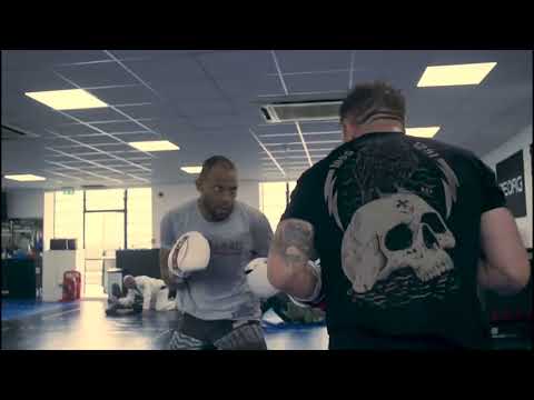 TOM HARDY EXCLUSIVE SPARRING FOOTAGE