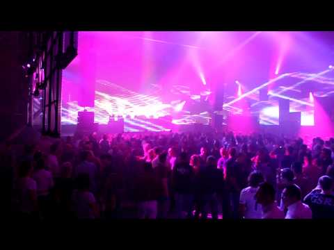 Orjan Nilsen @ ADE Armada Night 2011 playing Atchoo!