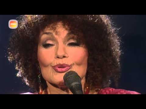 Cor Bakker ontvangt (afl.1) - Cleo Laine