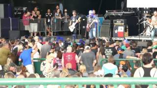 Toadies - I Am A Man of Stone 4/15/2017 LIVE @ Buzzfest 36