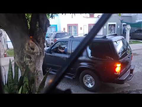 '95 Ford Explorer Black Startup Engine & Parking in Garage