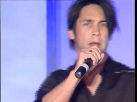 Stefan Ludik Performs with Gal level at Miss Namibia 2010 desktop