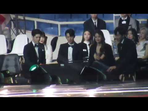 191126 AAA FANCAM DANIEL, SEONG WU,HAE IN YOONA, KWANG SOO, RED VELVET, AB6IX reaction to DONGKIZ