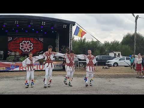 Ansamblul Murgulețul din Popești la Ziua Comunei Rociu