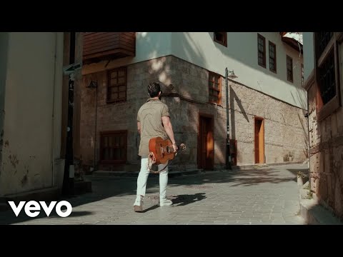 EdvinJones - BoroBia (Official Music Video)