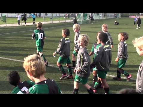 Finale Feyenoord F1 vs Haaglandia op weg naar de kantine