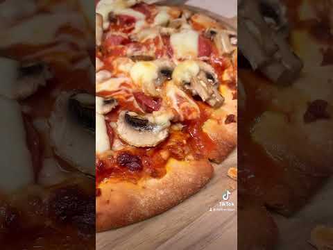 Die Perfekte Pizza zu Hause ,Geheimnisse enthüllt!