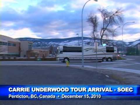 Carrie Underwood - Tour Arrives at the SOEC in Penticton, BC!