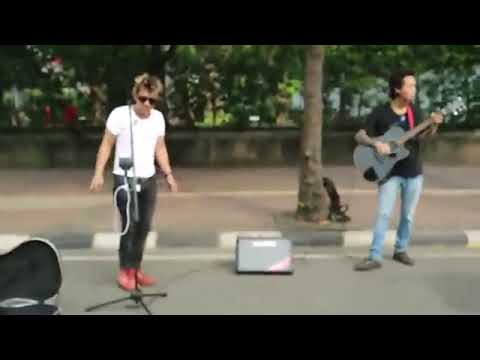 Sweet child O'mine - Guns n roses (Hands right)