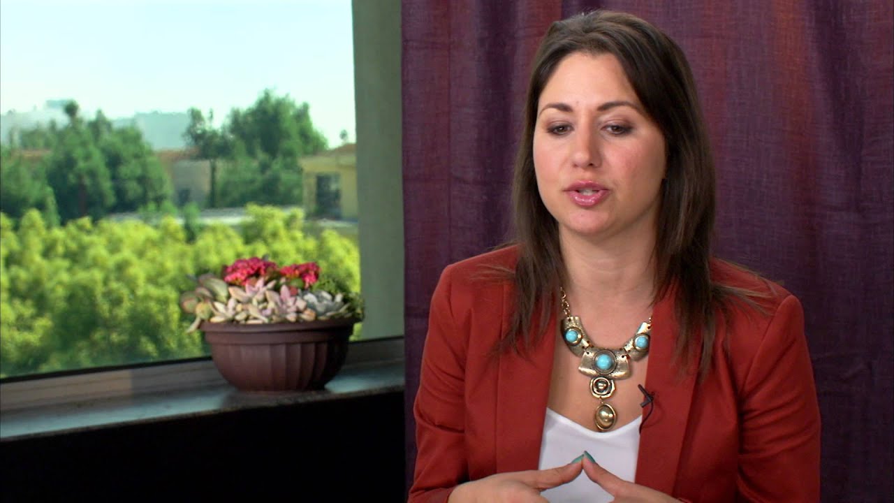 Lauren Berger: The Intern Queen Gives Advice to Hungry Interns