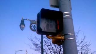preview picture of video 'New pedestrian countdown signals in Galesburg.'