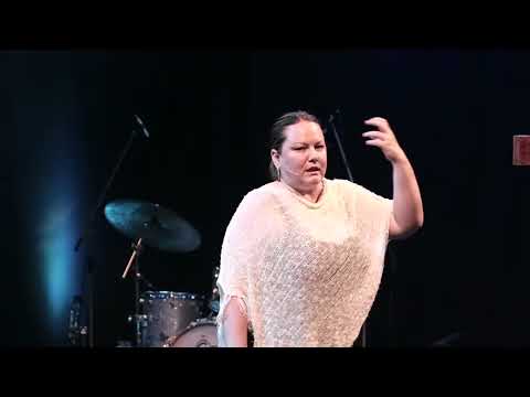 MOC SLOVA - Mary Dwyn Sumbalová - Streda v Martindome 5.6.2024