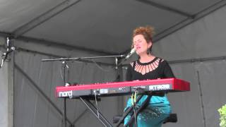 Katie Noonan @ Mt Tomah Botanical Gardens "Quiet day" & "Bluebird"