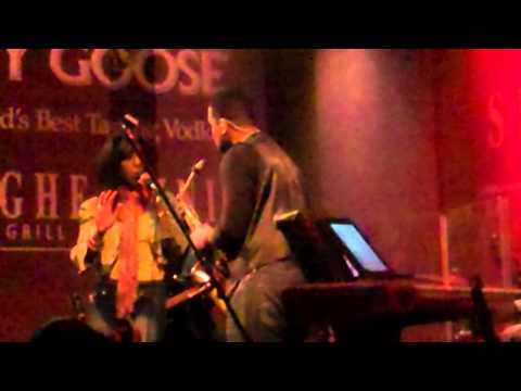 Andre Delano Sings "S'posed to Be" Live @ Spaghettini's