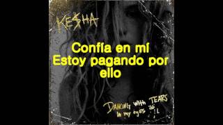 Dancing With Tears In My Eyes - Ke$ha (Español)