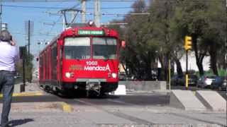 preview picture of video 'Metrotranvia de Mendoza'