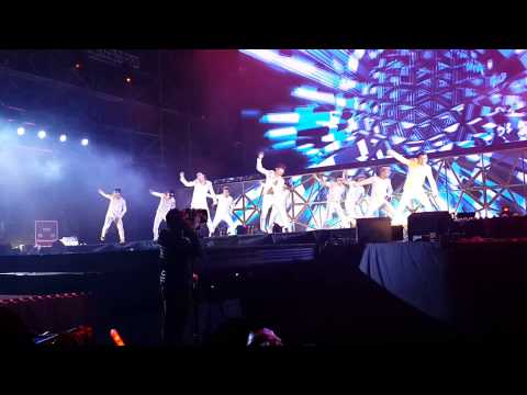 (HD) TVXQ!(東方神起) - Catch Me @150321 [SMTOWN IN TAIWAN]