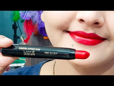 Lakme absolute Kareena kapoor khan pout definer Review | limited edition | lakme lipstick | Video