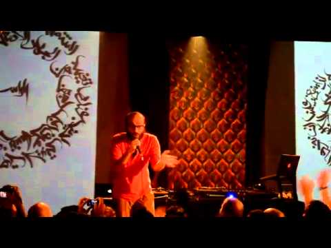 الرأس aka السيّد ومونما{أنا مش أنا-تحية}[MetroAlMadinaبيروت] LIVE