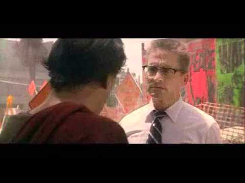 Un giorno di ordinaria follia:d-fens vs barbone.wmv