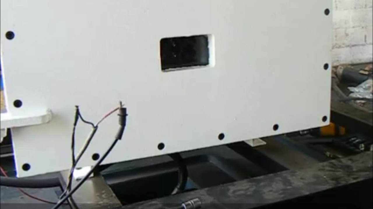 Transmission of a flame through a cable from a flameproof enclosure