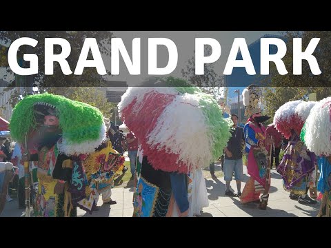 Wandering around La Feria de los Moles Festival