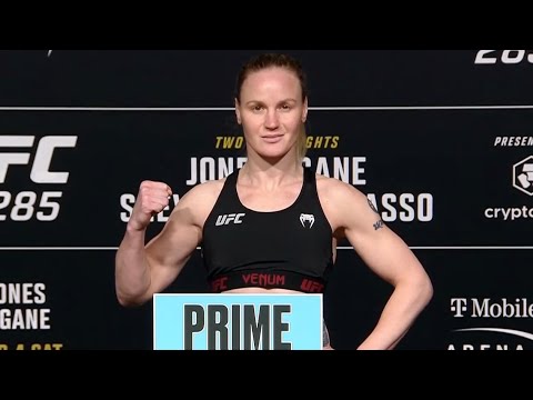 Alexa Grasso and Valentina Shevchenko - Official Weigh-ins - (UFC 285: Jones vs. Gane) - /r/WMMA