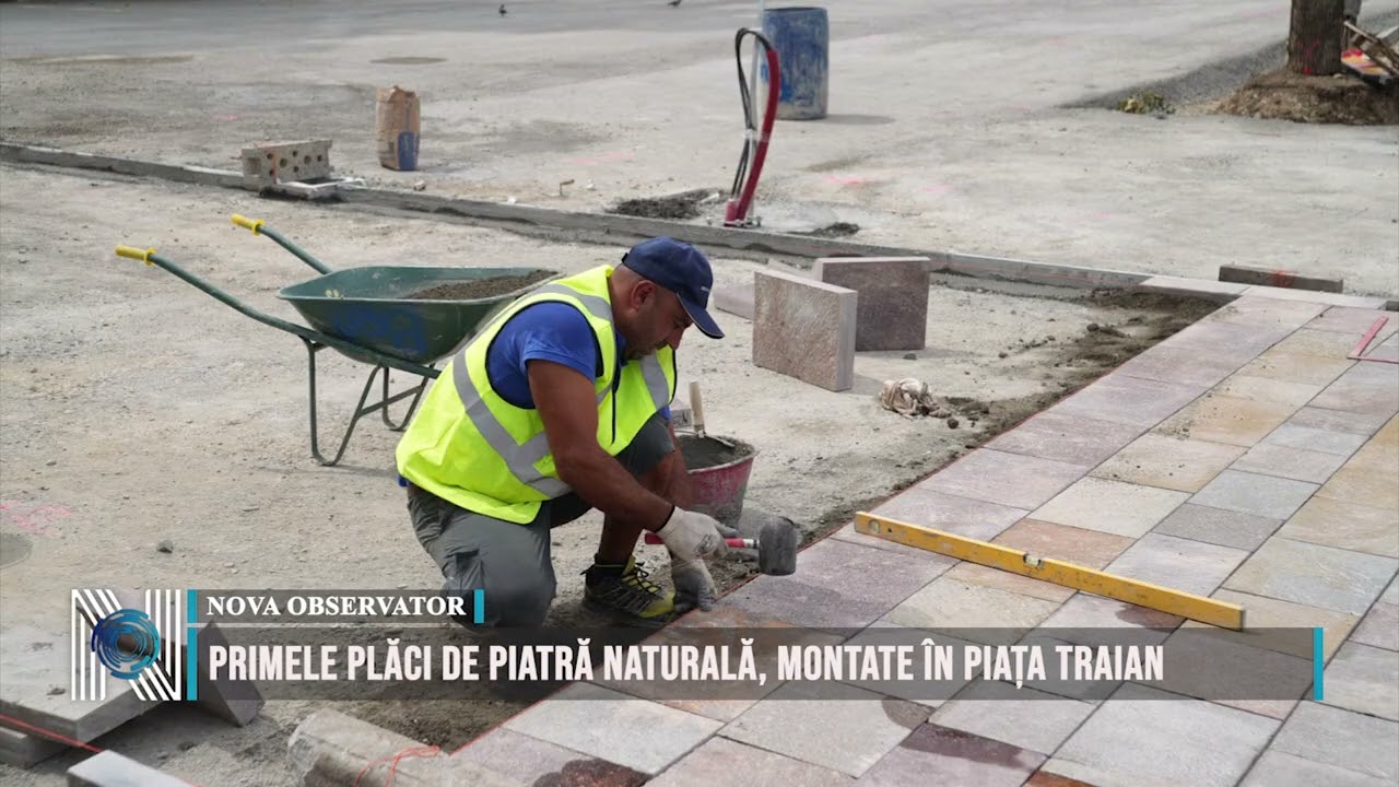 Primele plăci de piatră naturală, montate în Piața Traian