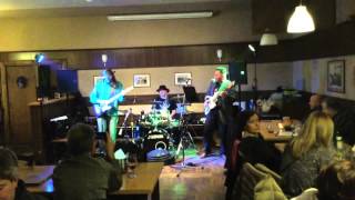 Video haZZard - Blue Suede Shoes - cover