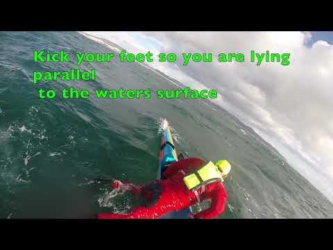 Remounting an elite surfski in extreme conditions