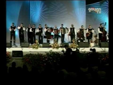 ansambel Svetlin in ansambel Lojzeta Slaka - Ne prižigaj luči (LIVE)