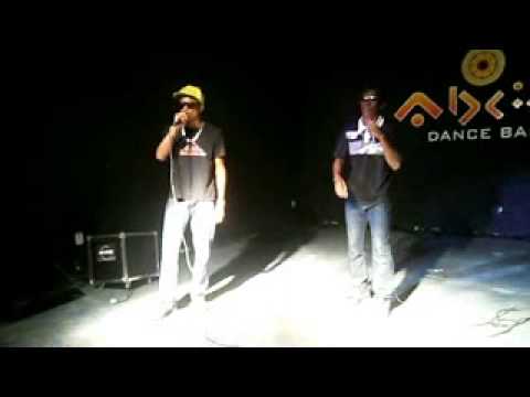 ABERTURA MC LON 2013 - Brenin & Thotynho 'DJ Léo' [PART 1]