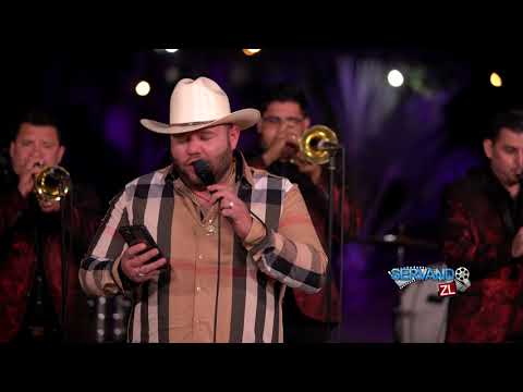 Hansel Martinez Ft. Banda Los Populares Del Llano - Del Aguila Para Arriba (En Vivo 2021)