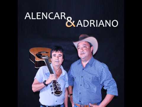 Alencar e Adriano. Eu e a lua.