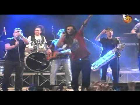 gli amici di CALABRIA SONA - Roy Paci e Aretuska - Grande la Media Noce - Kaulonia 2009