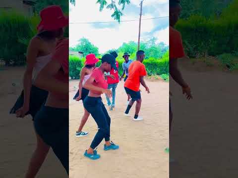 Zomvelamvela Hoosh 🤭🔥 #dance #wisdomfamily